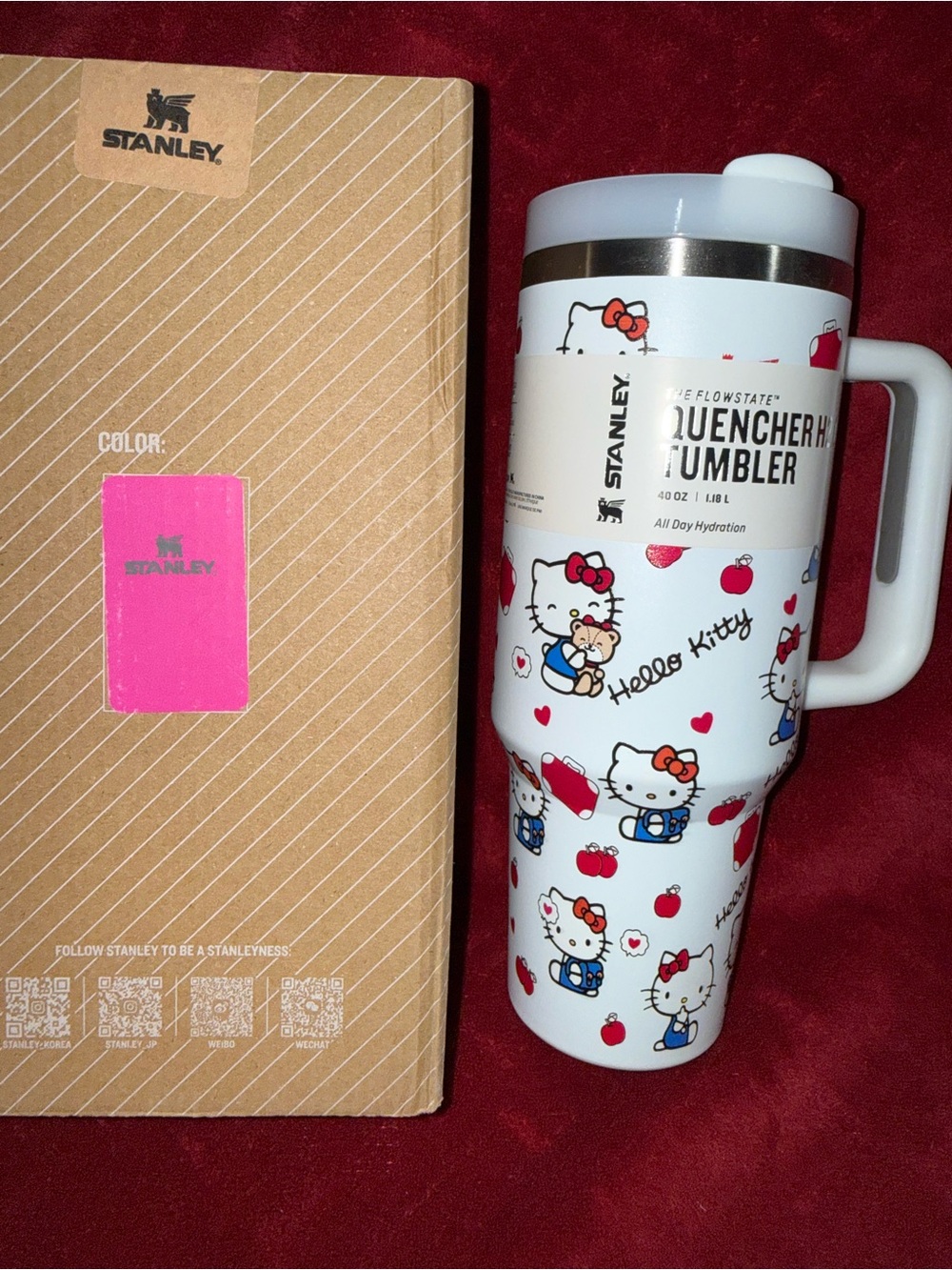 Stanley White Hello Kitty “Apples” H2.0 40 oz. Quencher Tumbler- New